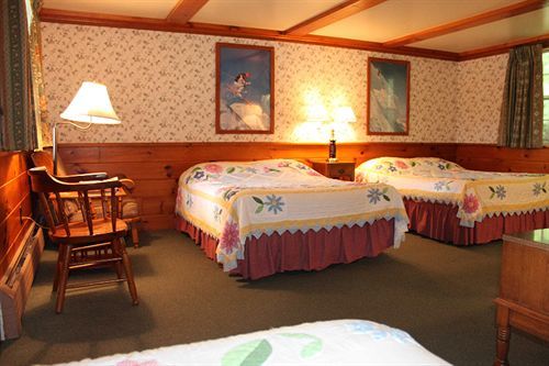 White Trellis Motel Норт-Конвей Экстерьер фото