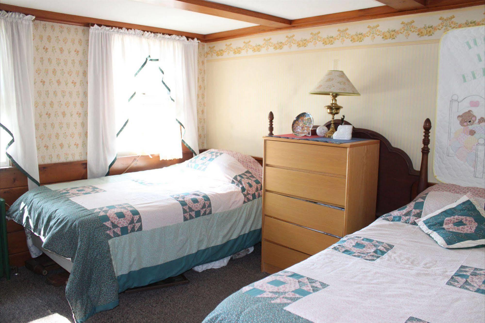 White Trellis Motel Норт-Конвей Экстерьер фото